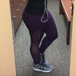 Lululemon Purple Mesh Leggings with pockets